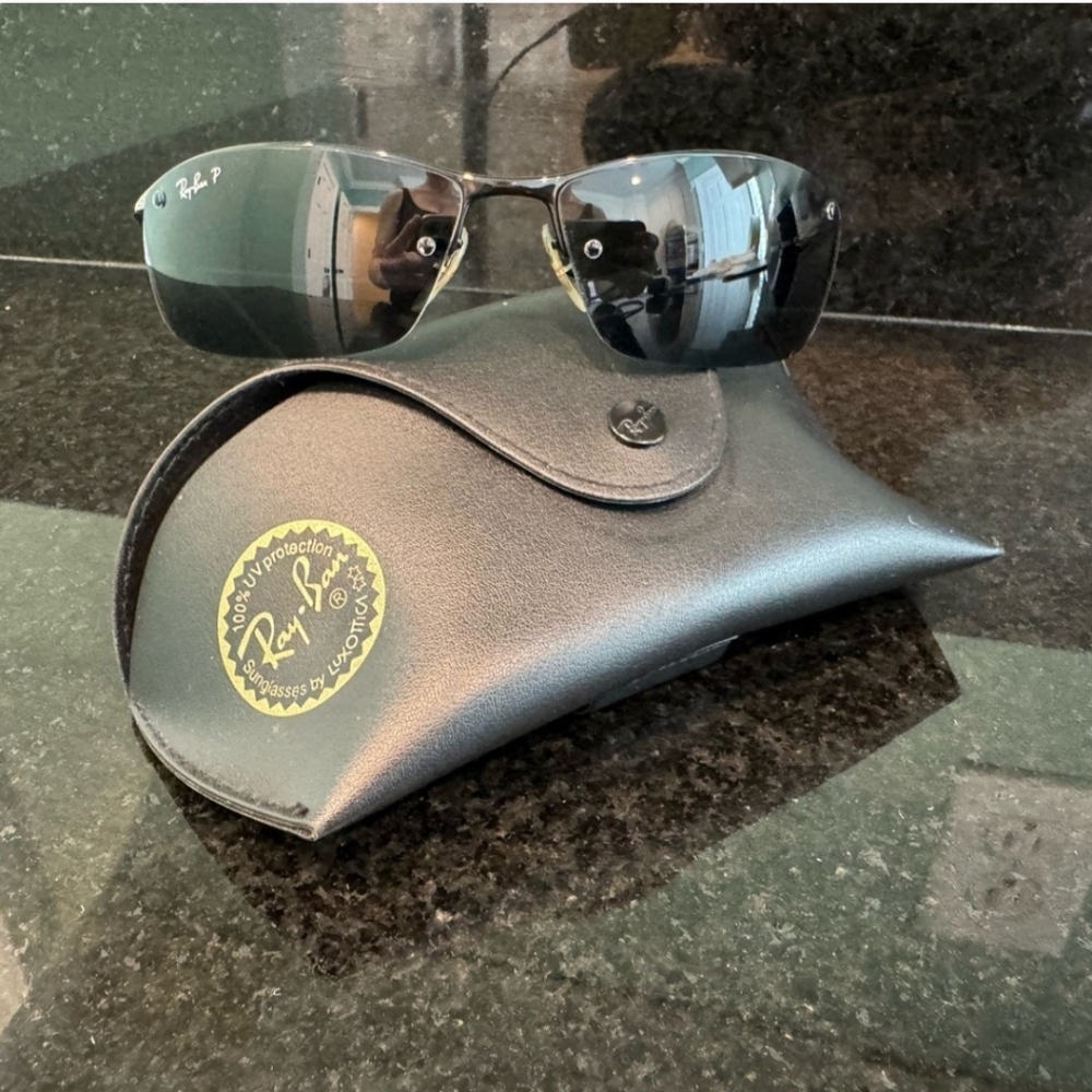 Ray-Ban Black Sunglasses 🔥🔥